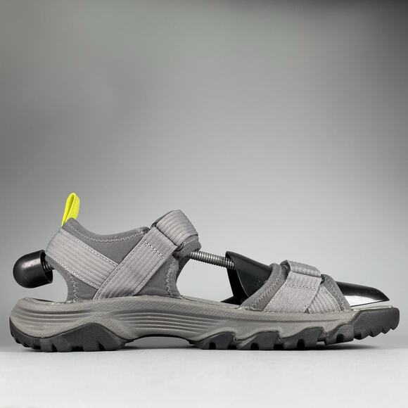Keen Targhee III Men’s Size 12 Gray Leather Slip On Outdoor Hiking Sandal Casual - Picture 8 of 9